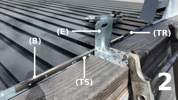Mise en place de la barre de renfort et positionnement du moteur