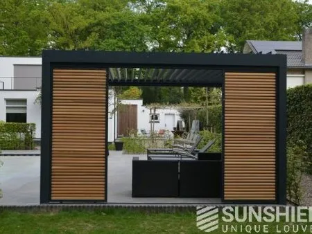 Toit à persiennes quadro avec panneaux WRC, Helmond, NL