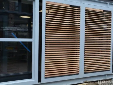 Panneaux coulissants 