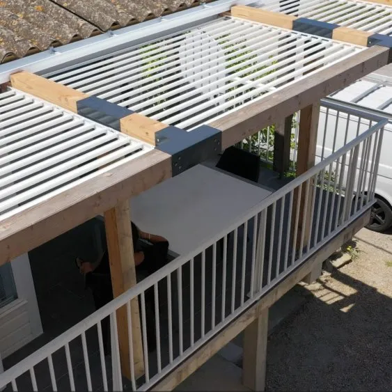APRÈS