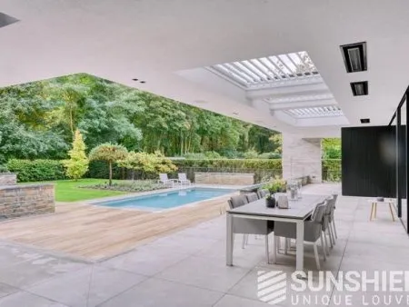 Toiture à persiennes triple quadro, Hoving Bouw, Eindhoven, Pays-Bas