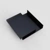 Vue latérale d'un échantillon d'une lame en aluminium pour pergola bioclimatique coloris Anthracite RAL 7016 texture 343